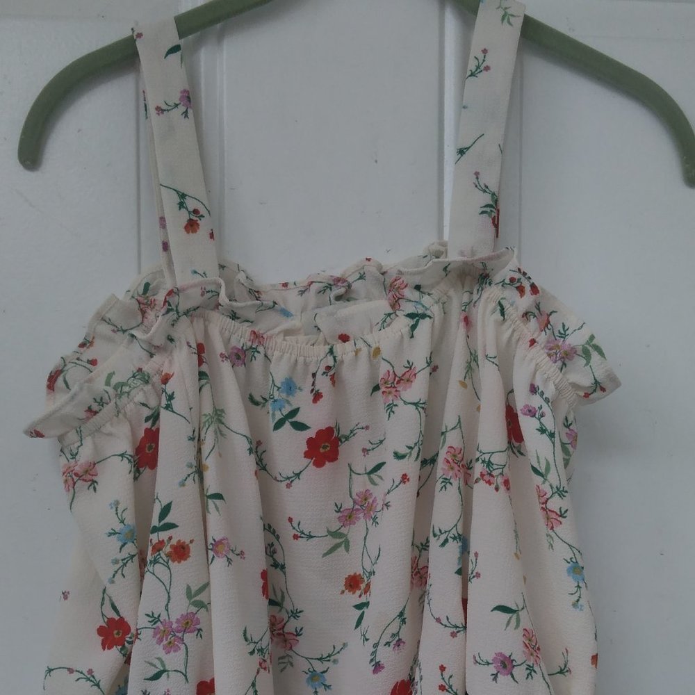 FLORAL OFF-SHOULDER BLOUSE/TOP SIZE SMALL BY TWINE & STRING CREAM BACKGROUND